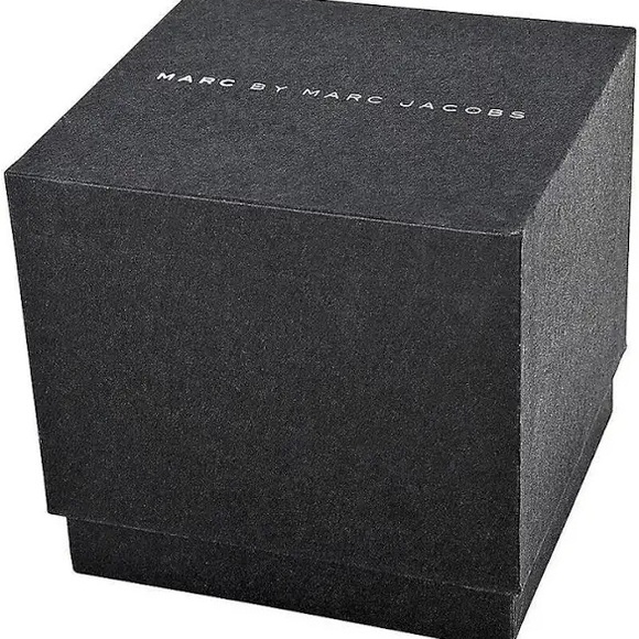 MARC BY MARC JACOBS WOMEN'S STAINLESS STEEL WATCH MBM3100 - Picture 4 of 15